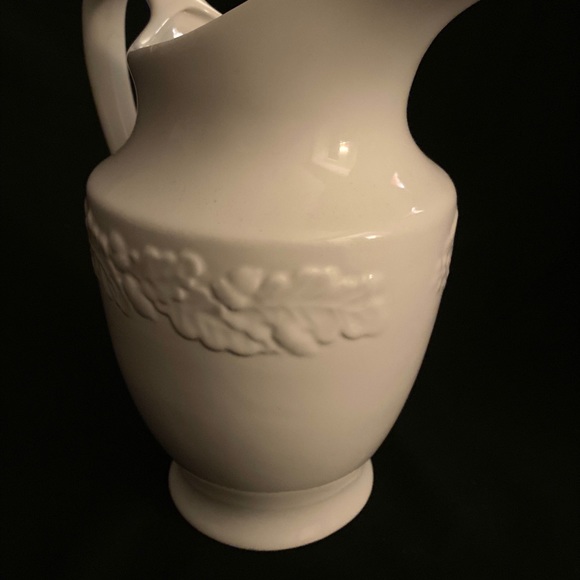 MSE Martha Stewart Serving Pitcher Vase 8-1/2” - Picture 4 of 5